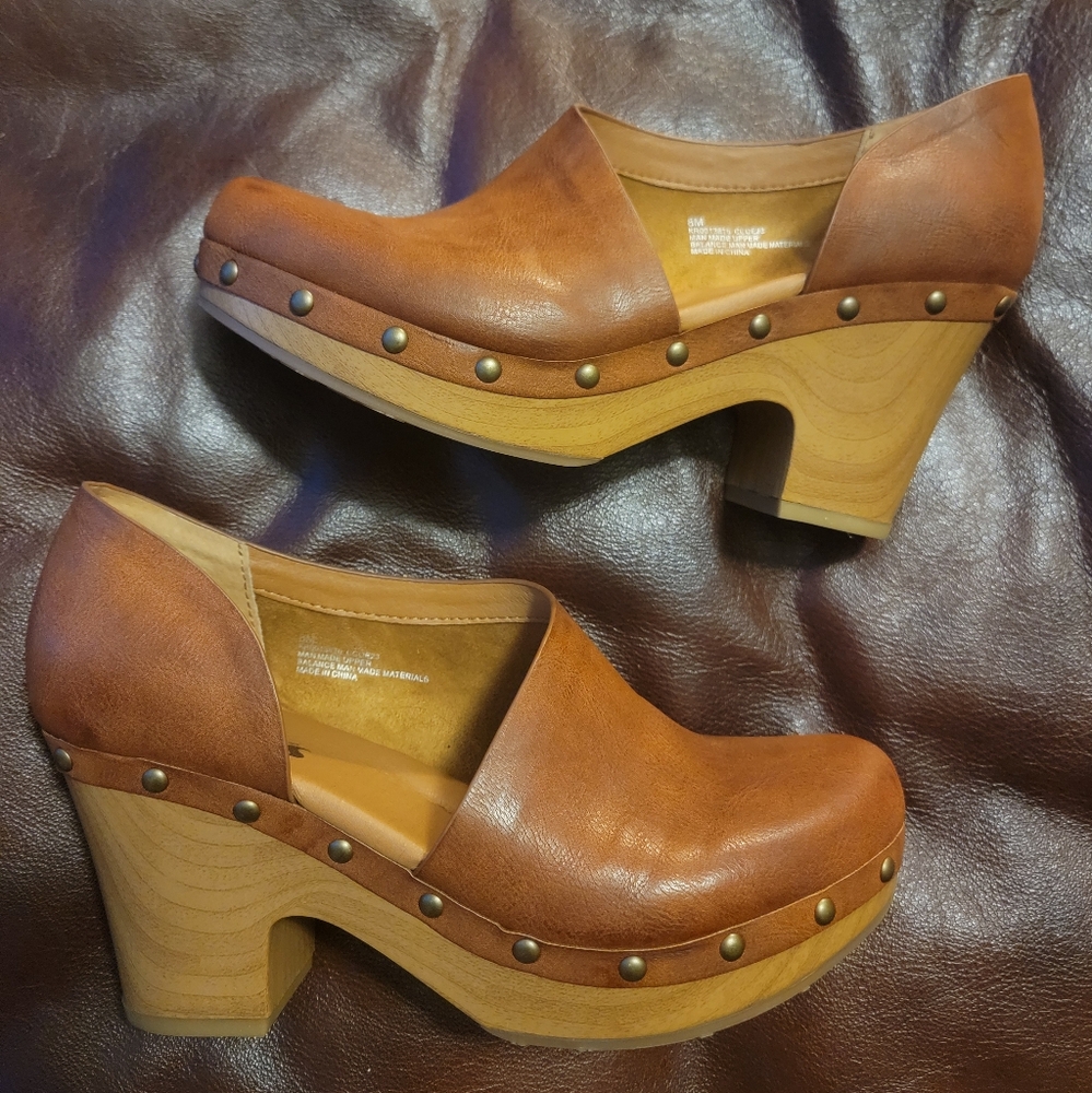 Kork-Ease Clogs